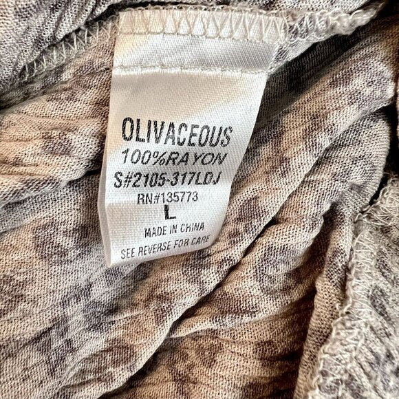 Olivaceous Tulip Hem Button up dress Size L - Picture 7 of 8